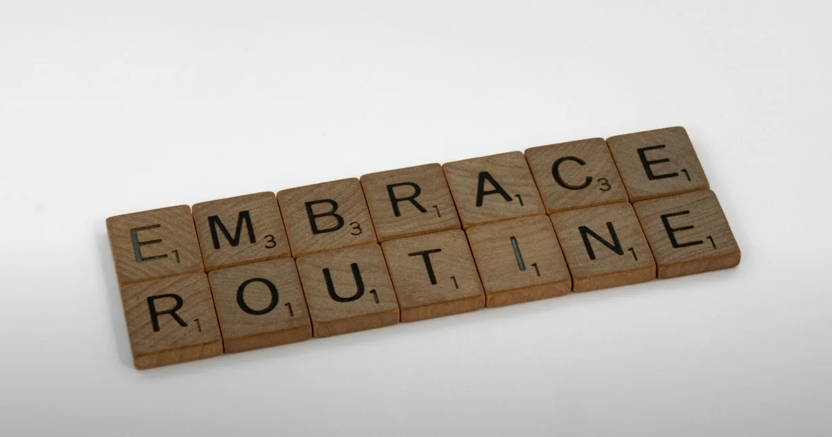 4 Daily Habits That Are Quietly Holding You Back